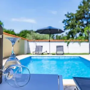 Eden Apartament Šišan